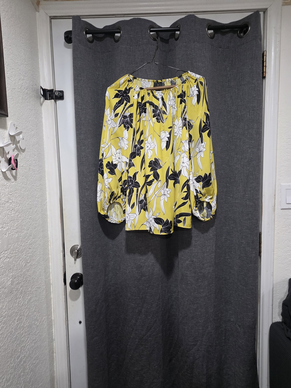 Worthington Yellow Floral Off-Shoulder Blouse
